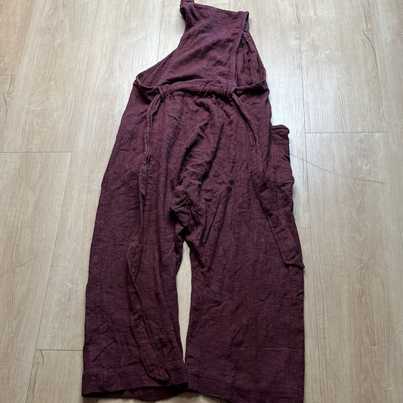 Free People Henriette Sleeveless Tie Waist Jumpsuit In Rum Raisin SMALL 1126 - Picture 6 of 8